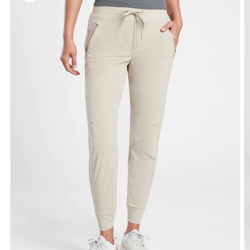 Athleta Trekkie North Jogger 10 TALL. NEW WOTH TAGS
